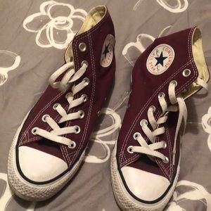 Unisex burgundy All Star Converse(high tops)